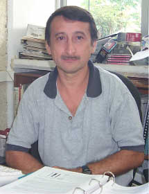 Alex Valadez González